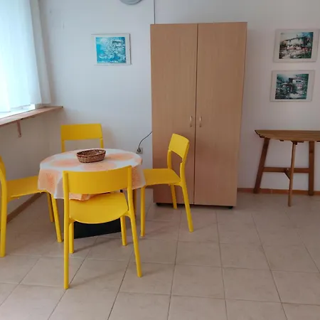 Campsite 6 Treti Mart Street 2 Floor South *