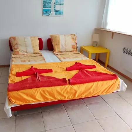 6 Treti Mart Street 2 Floor South مكان تخييم بريمورسكو